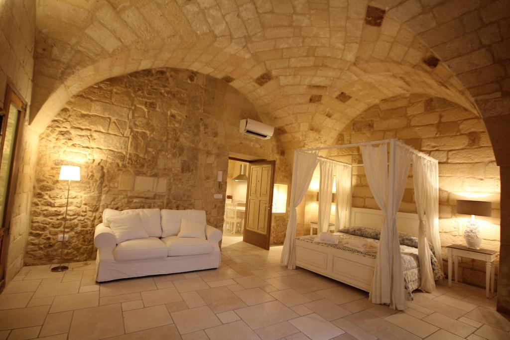 La Suite Di Martina Lecce Room photo